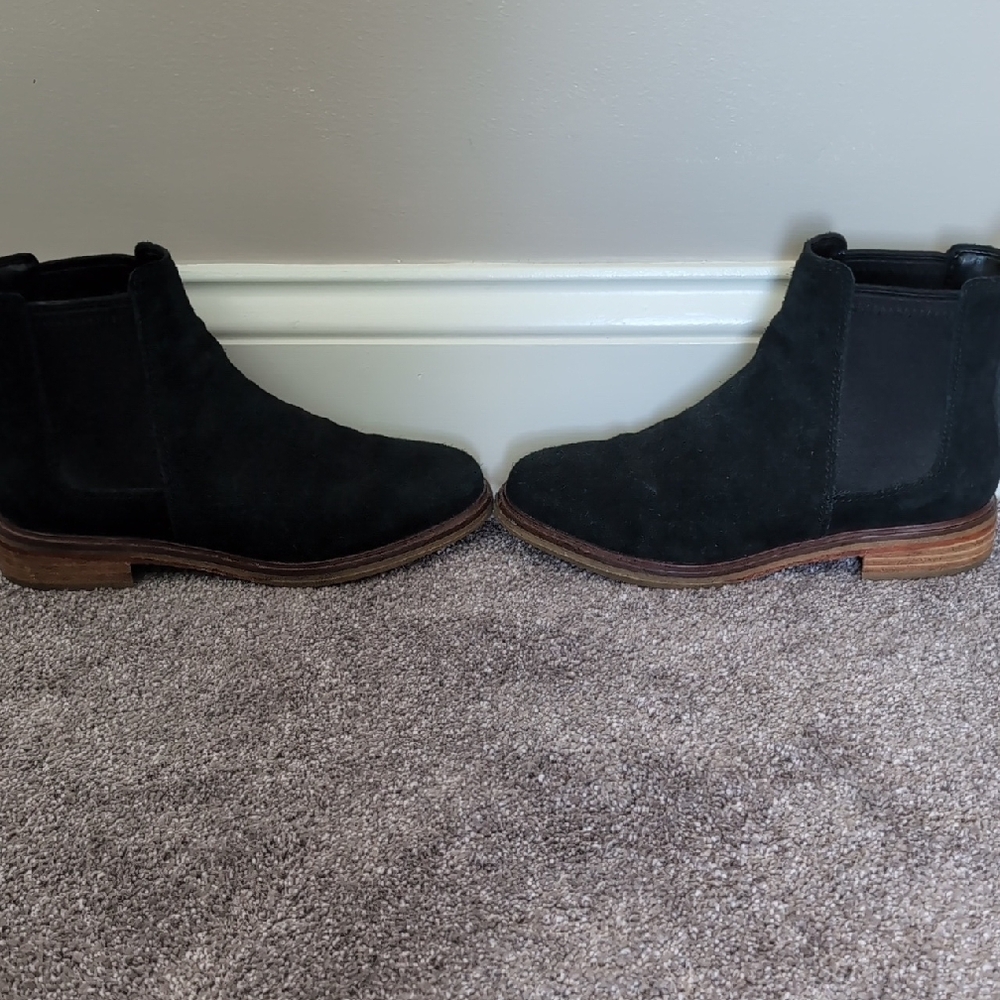 Clarks Black Suede Ankle Boots - Picture 3 of 6